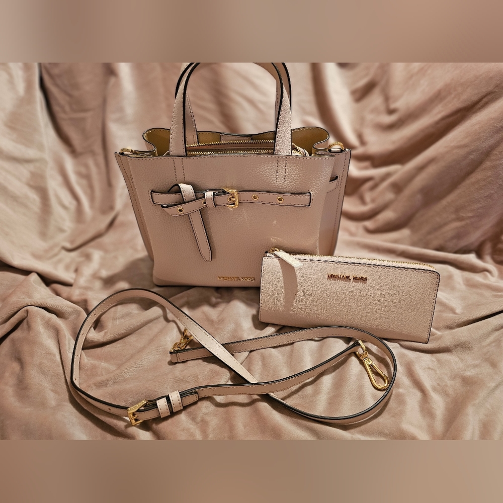 NWT - Michael Kors crossbody satchel and wallet, selling as a set only